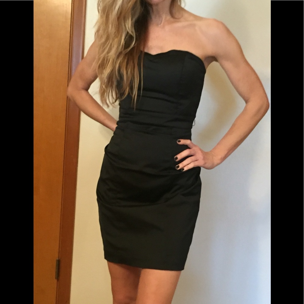 Women's black strapless dress